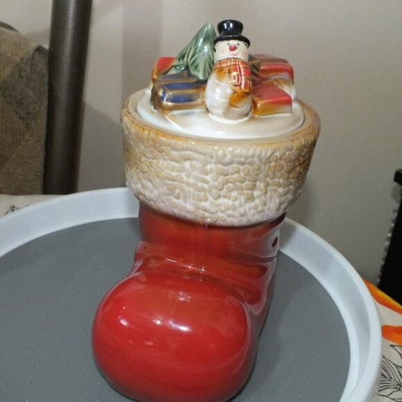 2012 Christmas Gibson Home Santa's Boot Cookie Jar - Picture 2 of 7